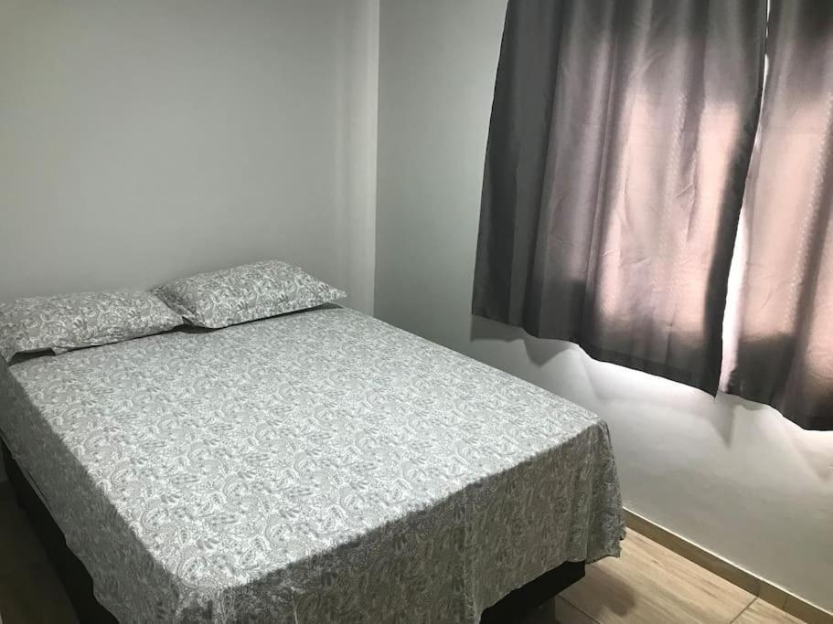 Casa Com 2 Quartos Agradaveis Com Ar Condicionado Foz do Iguaçu Kültér fotó